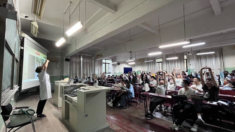 足疗按摩手法全解析：掌握这些，健康生活从足底开始